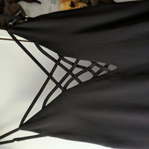 Dress - Picture 3 of 6